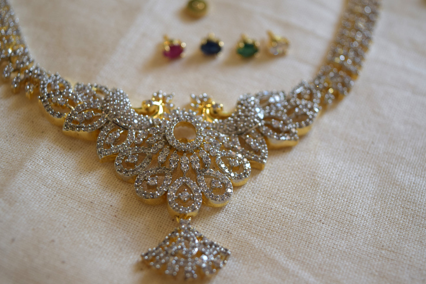 Gj finish Neckset