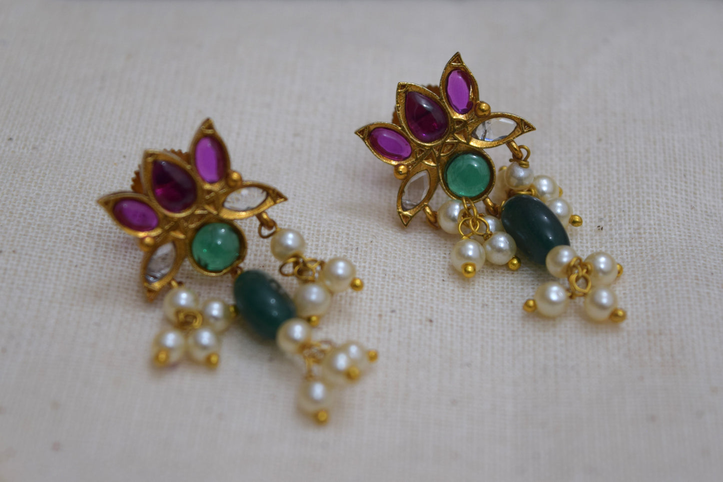 Lotus cheeks set