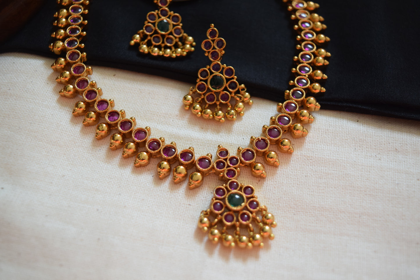 Neckset